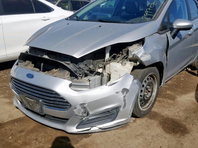 3FADP4AJ2FM118266 - 2015 FORD FIESTA S SILVER photo 9