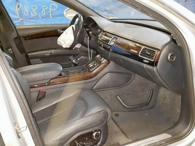 WAURVAFDXBN015956 - 2011 AUDI A8 L QUATT SILVER photo 5