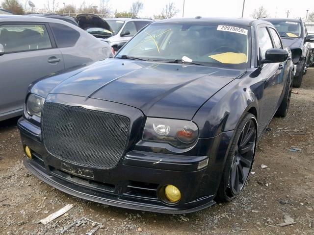 2C3LA73W38H225558 - 2008 CHRYSLER 300C SRT-8 BLACK photo 2