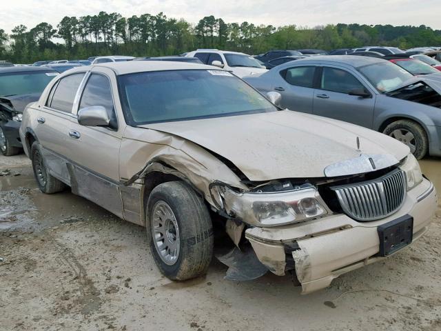 1LNHM83W22Y666685 - 2002 LINCOLN TOWN CAR C BEIGE photo 1