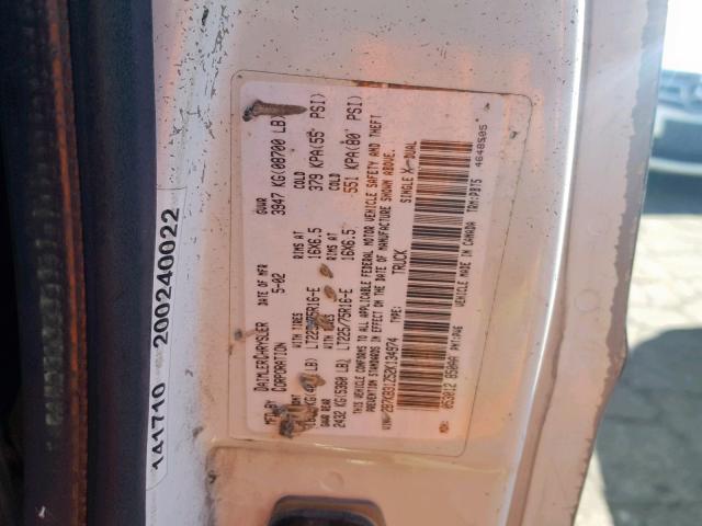 2B7KB31Z52K134974 - 2002 DODGE RAM VAN B3 WHITE photo 10