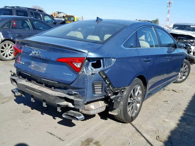 5NPE34AF0HH471135 - 2017 HYUNDAI SONATA SPO BLUE photo 4