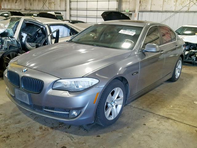 WBAXH5C54DDW16789 - 2013 BMW 528 XI GRAY photo 2