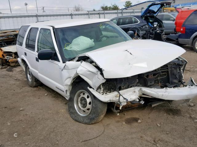 1GNDT13X84K155842 - 2004 CHEVROLET BLAZER WHITE photo 1