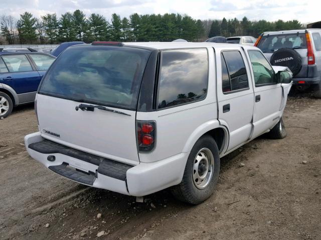 1GNDT13X84K155842 - 2004 CHEVROLET BLAZER WHITE photo 4