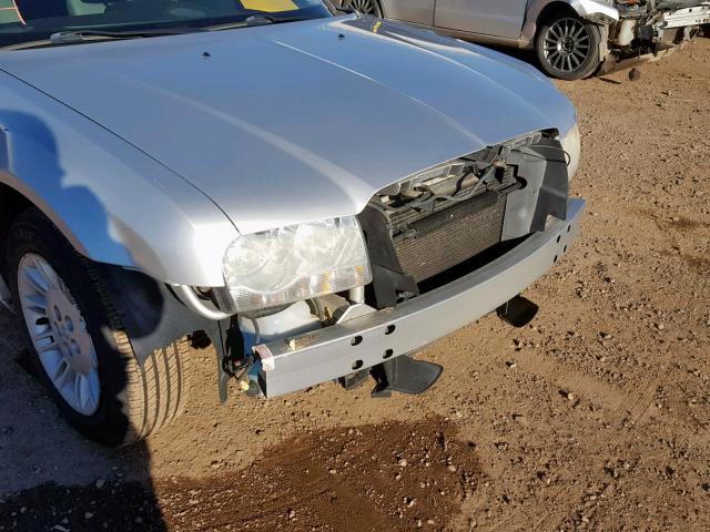 2C3KA43R36H285390 - 2006 CHRYSLER 300 SILVER photo 9