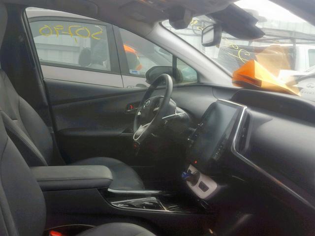 JTDKARFP4H3024696 - 2017 TOYOTA PRIUS PRIM 白色 照片 5