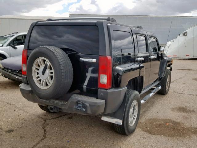 5GTDN136568313539 - 2006 HUMMER H3 BLACK photo 4