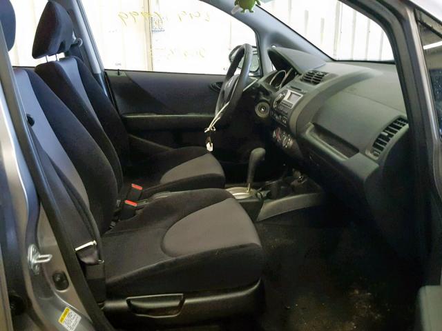 JHMGD38437S026956 - 2007 HONDA FIT GRAY photo 5