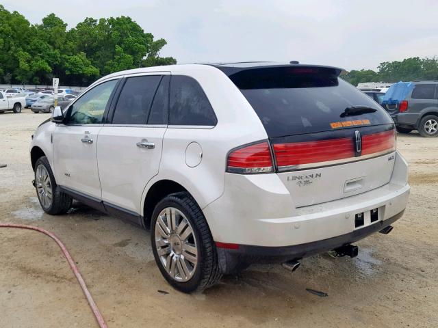 2LMDU68C49BJ11394 - 2009 LINCOLN MKX WHITE photo 3
