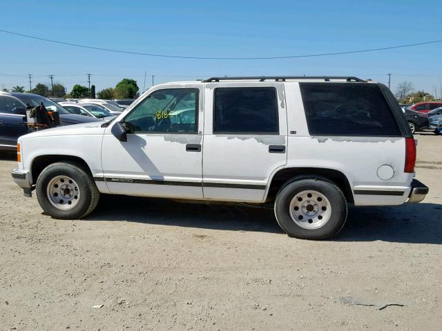 1GKEC13R3XJ705980 - 1999 GMC YUKON WHITE photo 9