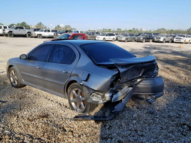 JN1CA31D51T606748 - 2001 NISSAN MAXIMA GXE SILVER photo 3