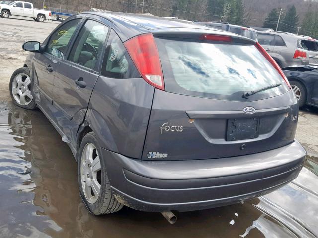 3FAHP37303R122853 - 2003 FORD FOCUS ZX5 GRAY photo 3