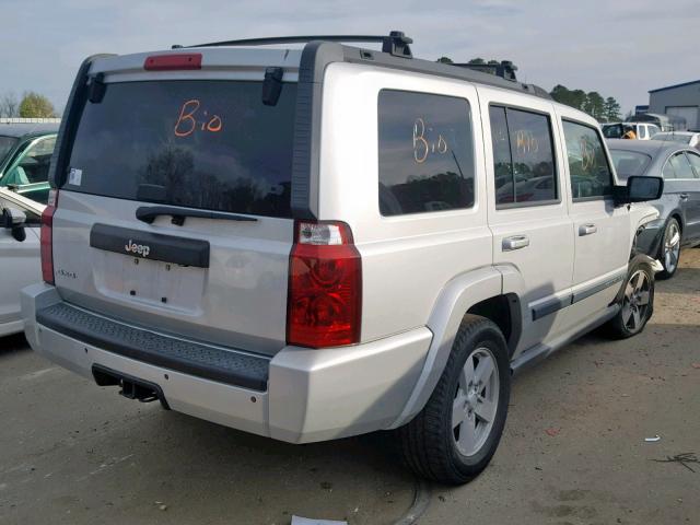 1J8HG48KX8C172356 - 2008 JEEP COMMANDER SILVER photo 4
