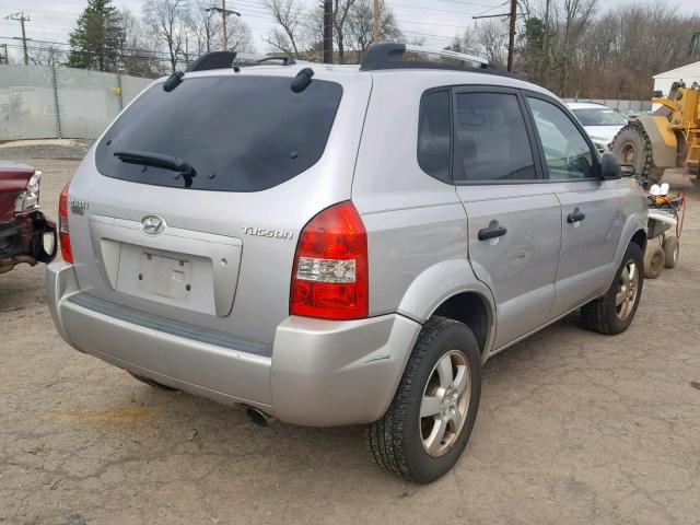 KM8JM12B65U068974 - 2005 HYUNDAI TUCSON GL GRAY photo 4