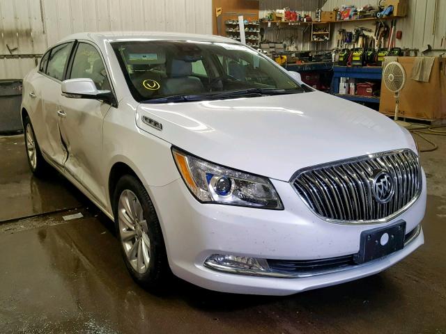 1G4GB5G30GF161232 - 2016 BUICK LACROSSE WHITE photo 1