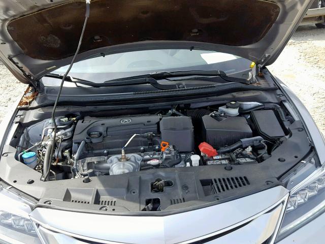 19UDE2F72JA000808 - 2018 ACURA ILX PREMIU SILVER photo 7