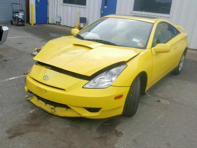 JTDDR32T630148495 - 2003 TOYOTA CELICA GT YELLOW photo 2