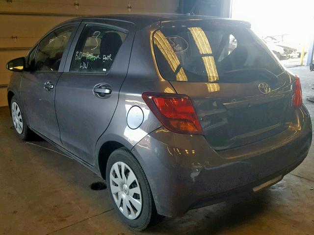 VNKKTUD39HA080133 - 2017 TOYOTA YARIS L GRAY photo 3