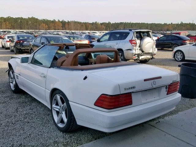 WDBFA67E3RF097067 - 1994 MERCEDES-BENZ SL 500 WHITE photo 3