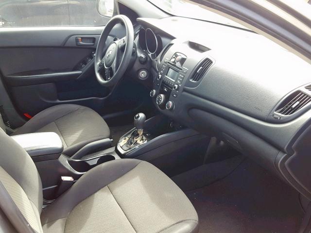 KNAFU4A27C5540908 - 2012 KIA FORTE EX TAN photo 5