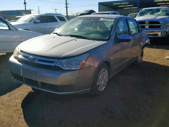 1FAHP34N58W251276 - 2008 FORD FOCUS S/SE SILVER photo 2