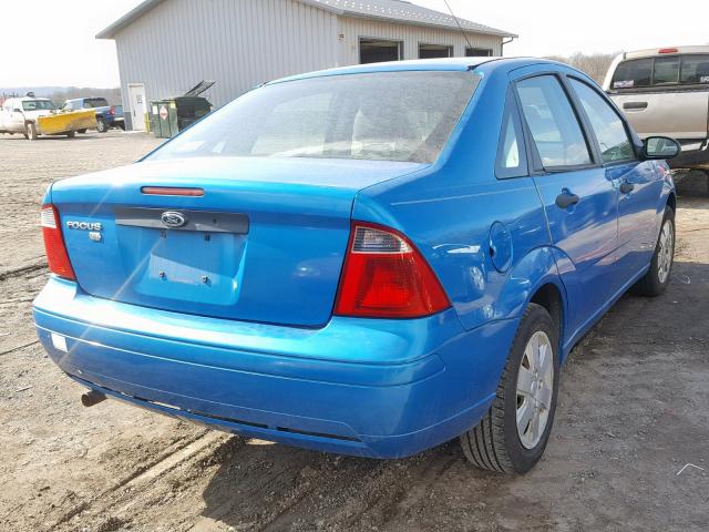 1FAFP34N87W216687 - 2007 FORD FOCUS ZX4 BLUE photo 4