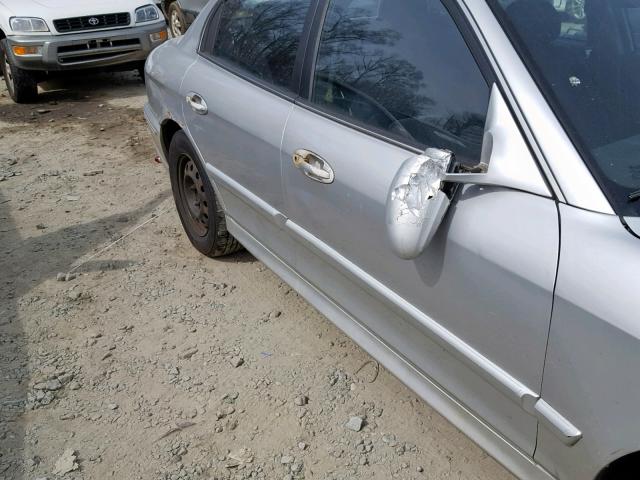 KMHWF25S34A942845 - 2004 HYUNDAI SONATA GL SILVER photo 9