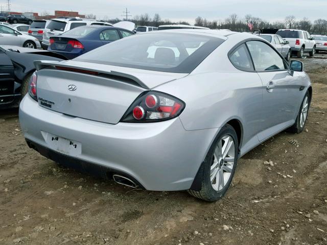 KMHHM66D58U291485 - 2008 HYUNDAI TIBURON GS SILVER photo 4