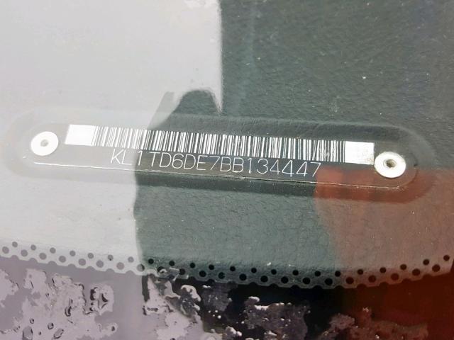 KL1TD6DE7BB134447 - 2011 CHEVROLET AVEO LS WHITE photo 10