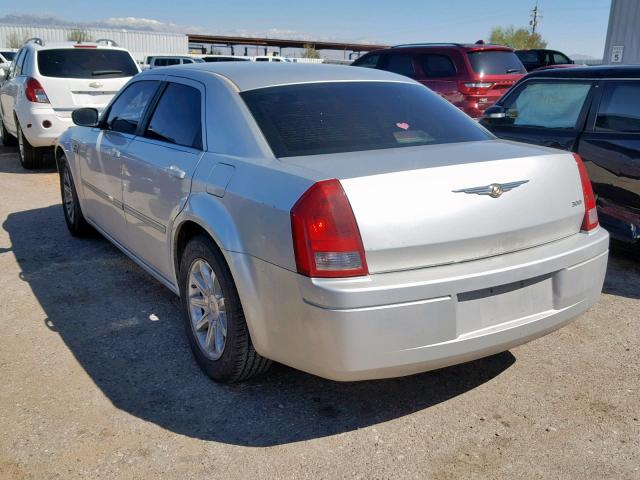 2C3KA43R17H829290 - 2007 CHRYSLER 300 SILVER photo 3