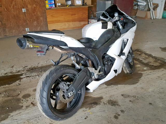 JKAZX4P1X7A017914 - 2007 KAWASAKI ZX600 P WHITE photo 4