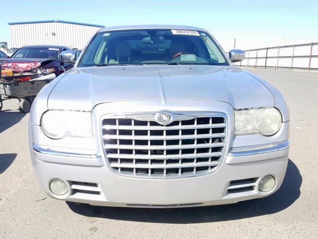 2C3KA63H86H353251 - 2006 CHRYSLER 300C SILVER photo 9