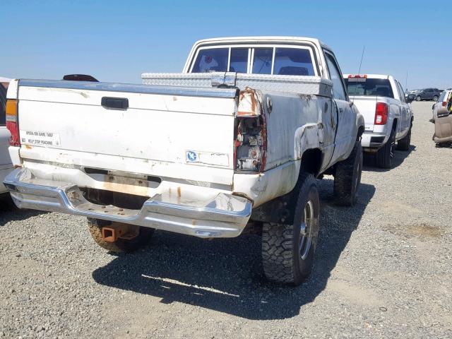 JT4RN60R3F5068136 - 1985 TOYOTA PICKUP RN6 WHITE photo 4