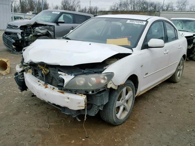 JM1BK123141171436 - 2004 MAZDA 3 S WHITE photo 2