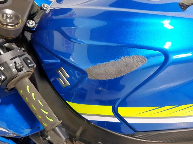 JS1GR7MA6J2101544 - 2018 SUZUKI GSX-R750 BLUE photo 14