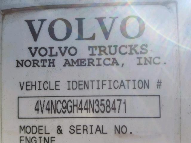 4V4NC9GH44N358471 - 2004 VOLVO VN VNL WHITE photo 10