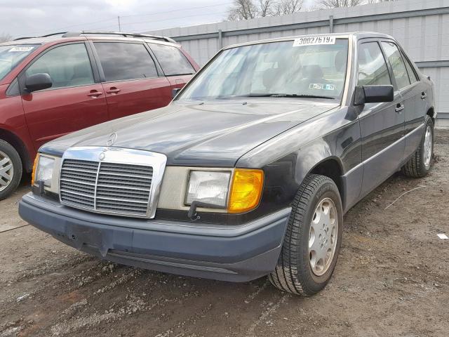 WDBED30E9NB793140 - 1992 MERCEDES-BENZ 300 E 4MAT BLACK photo 2