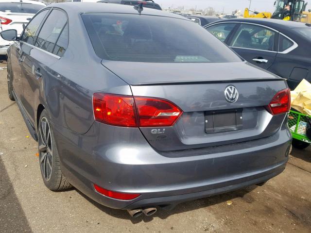 3VW567AJXCM381813 - 2012 VOLKSWAGEN JETTA GLI GRAY photo 3