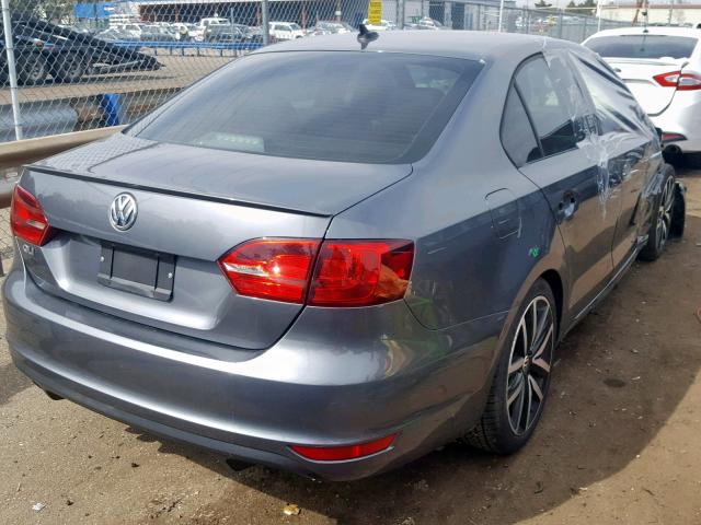 3VW567AJXCM381813 - 2012 VOLKSWAGEN JETTA GLI GRAY photo 4