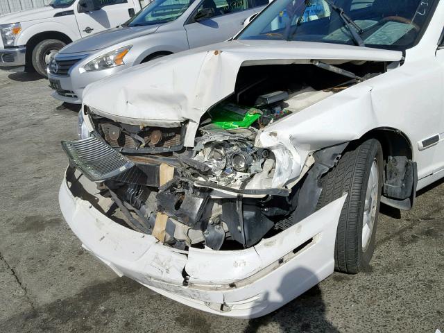 KMHFU45E14A298791 - 2004 HYUNDAI XG 350 WHITE photo 9