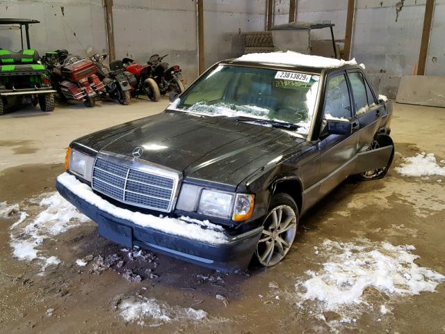 WDBDA28D6NF980595 - 1992 MERCEDES-BENZ 190 E 2.3 BLACK photo 2