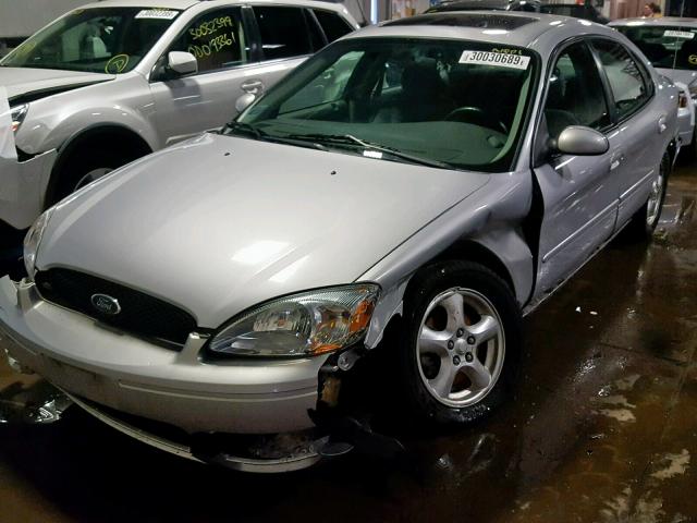 1FAHP55U64G103658 - 2004 FORD TAURUS SES SILVER photo 2