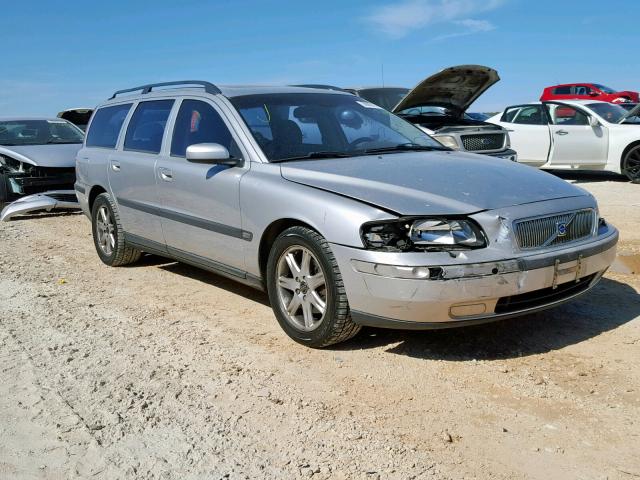 YV1SW59VX42421411 - 2004 VOLVO V70 FWD SILVER photo 1