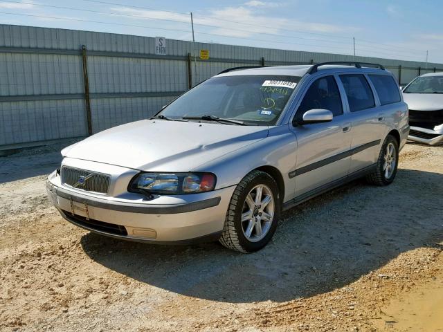 YV1SW59VX42421411 - 2004 VOLVO V70 FWD SILVER photo 2