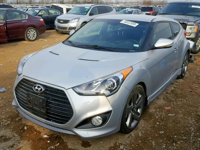 KMHTC6AEXDU176596 - 2013 HYUNDAI VELOSTER T SILVER photo 2