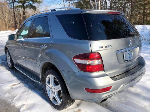 4JGBB7CB9AA603481 - 2010 MERCEDES-BENZ ML 550 4MA GRAY photo 5