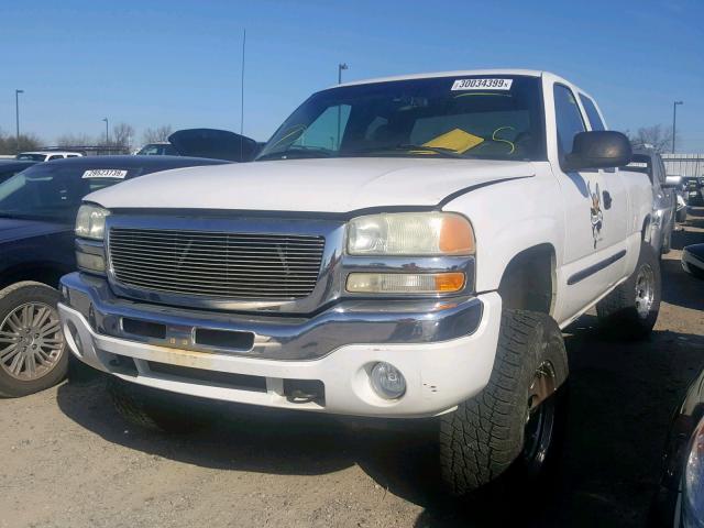 2GTEK19T941115323 - 2004 GMC NEW SIERRA WHITE photo 2