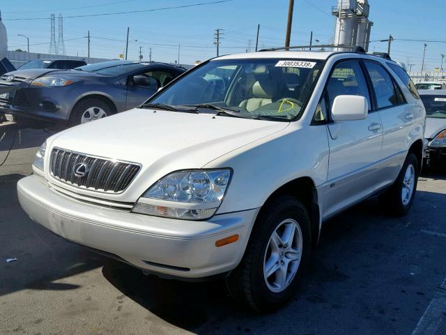 JTJHF10U710177573 - 2001 LEXUS RX 300 WHITE photo 9