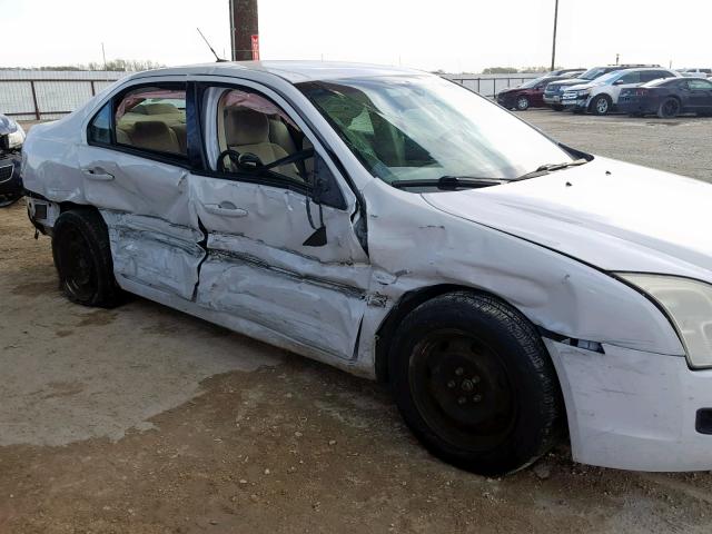 3FAHP06Z27R259402 - 2007 FORD FUSION S WHITE photo 9